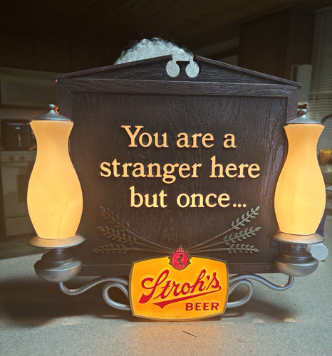 Stroh beer lighted wall sign - stroh's,