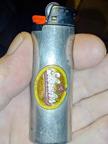 Strohs beer metal bic - strohs, lighter